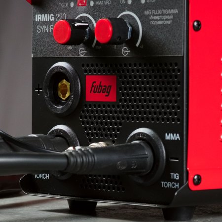 Полуавтомат сварочный FUBAG IRMIG 220 SYN FLUX в Вологде фото