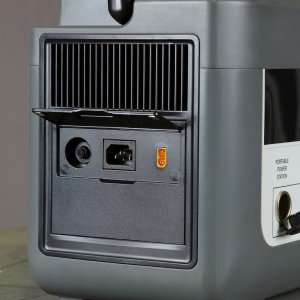 Портативная электростанция FUBAG AS 2400i (аккумулятор LiFePO4) в Вологде фото