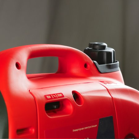 Инверторный генератор FUBAG PRI 2300 S в шумозащитном кожухе в Вологде фото